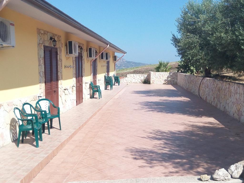 Agriturismo La Targa Buonfornello Exterior foto