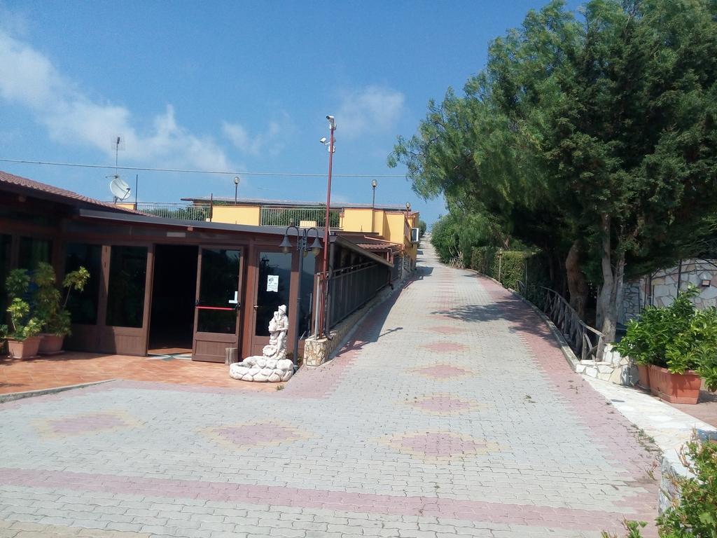 Agriturismo La Targa Buonfornello Exterior foto