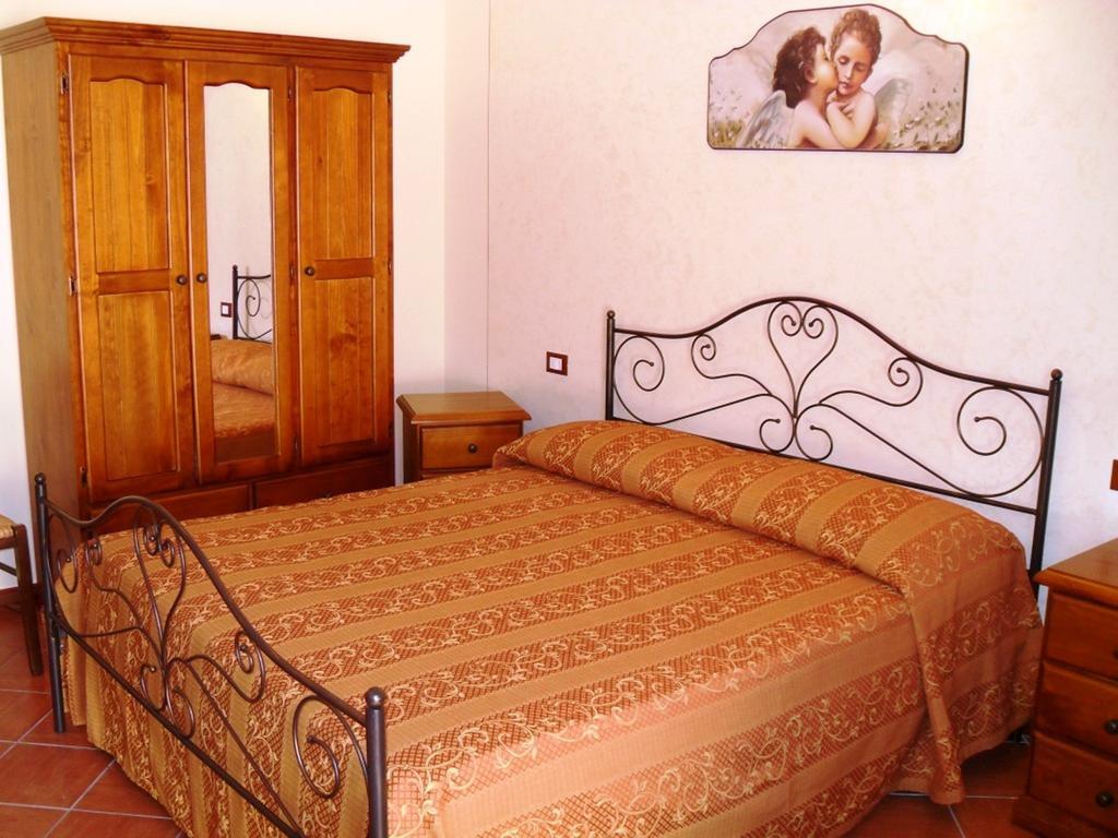 Agriturismo La Targa Buonfornello Zimmer foto