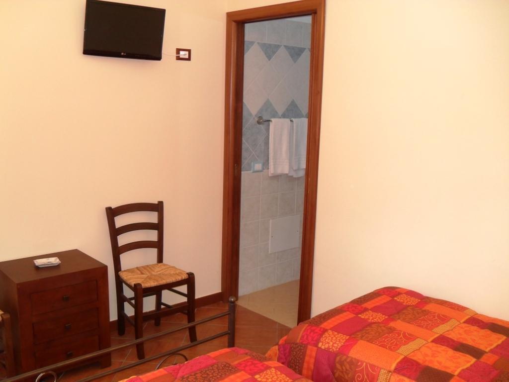 Agriturismo La Targa Buonfornello Zimmer foto